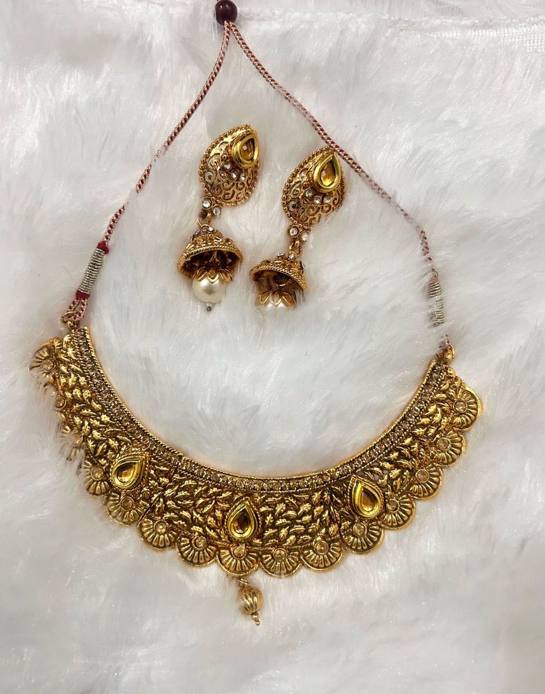 Necklace set