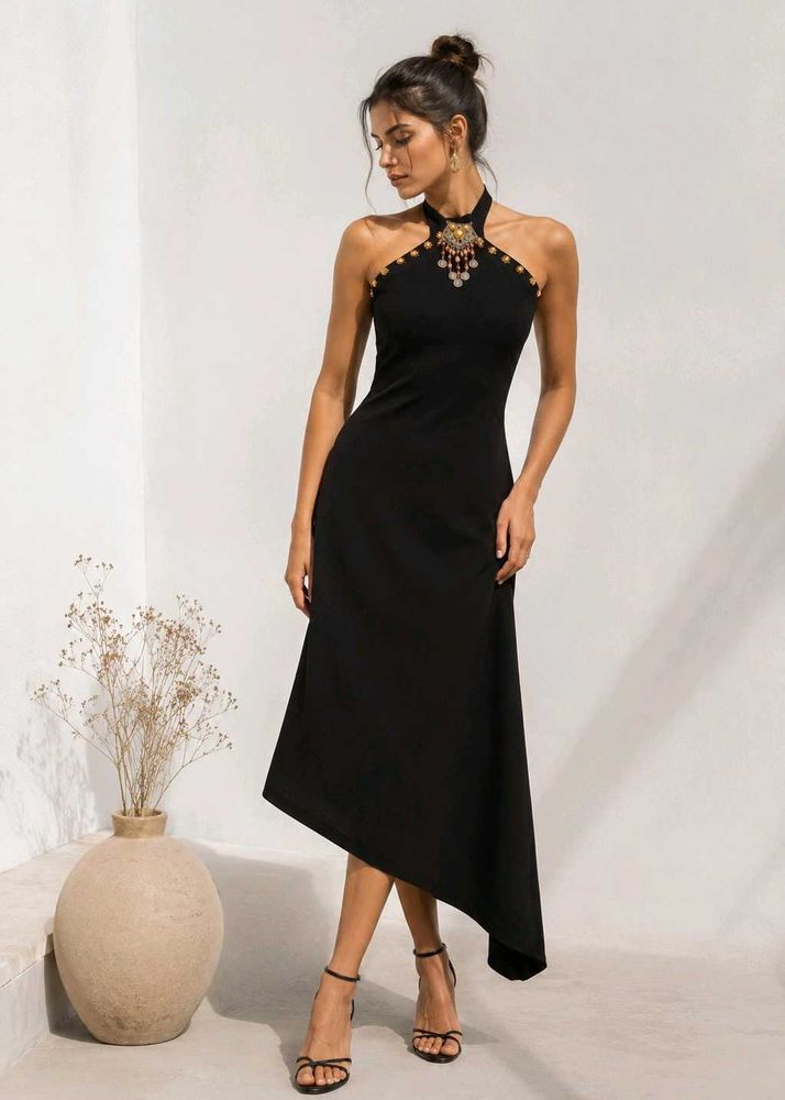 🖤 Black Embellished Halter Neck Party Dress 🖤