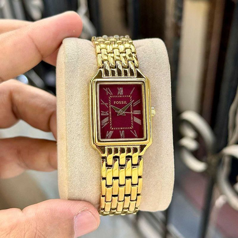 Fossil for her