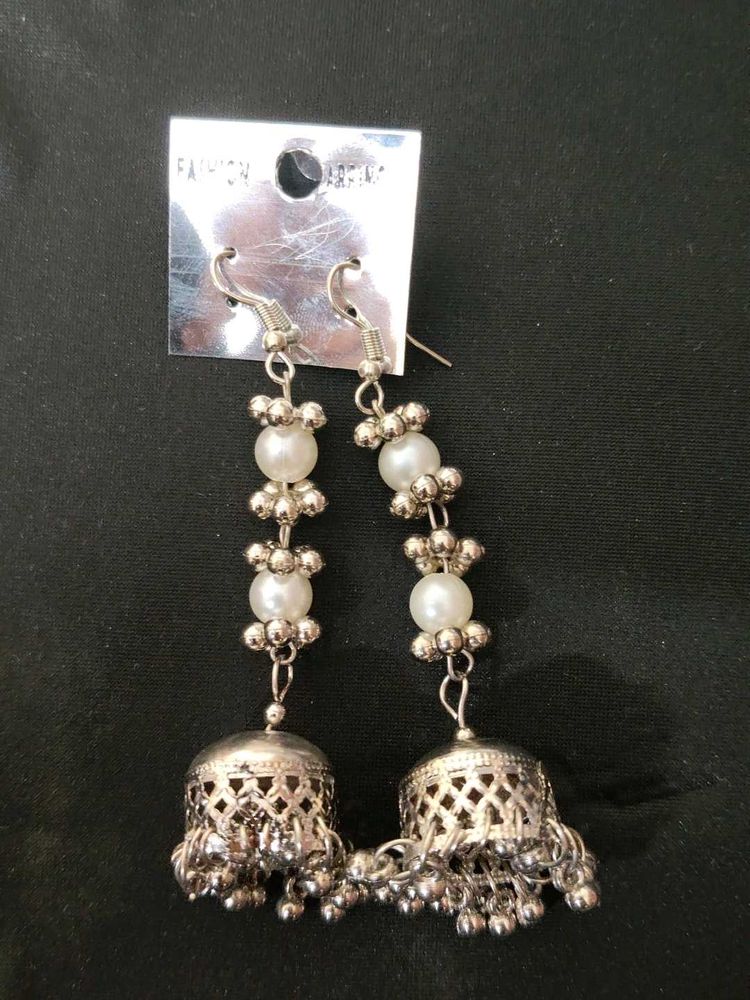 Elegant Pearl Jhumka Earrings