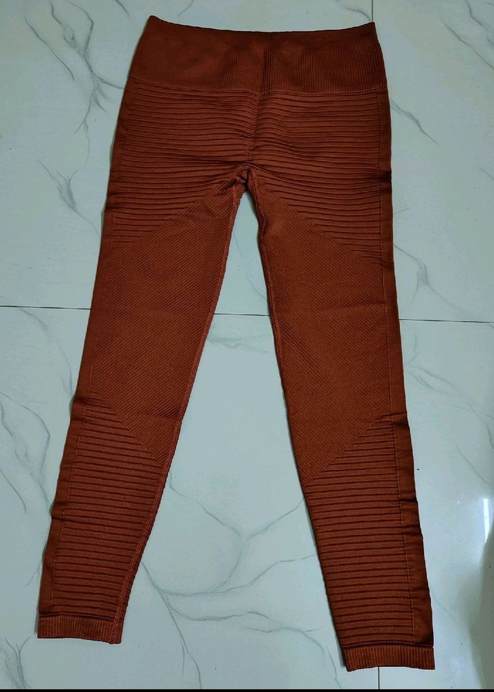 Urbanic Tights new Without Tags
