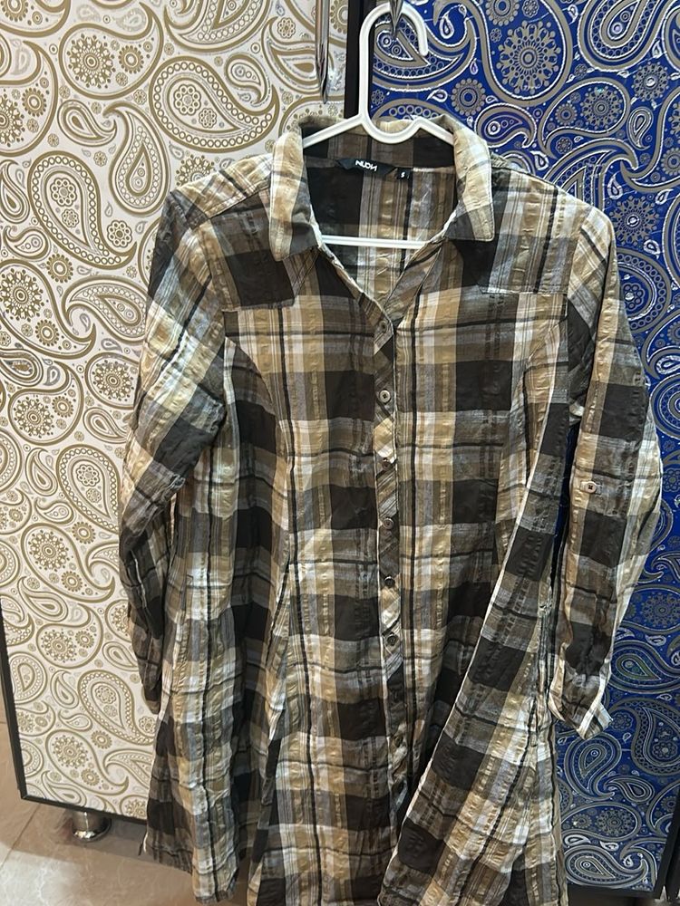 Classic Plaid Button-Up Tunic