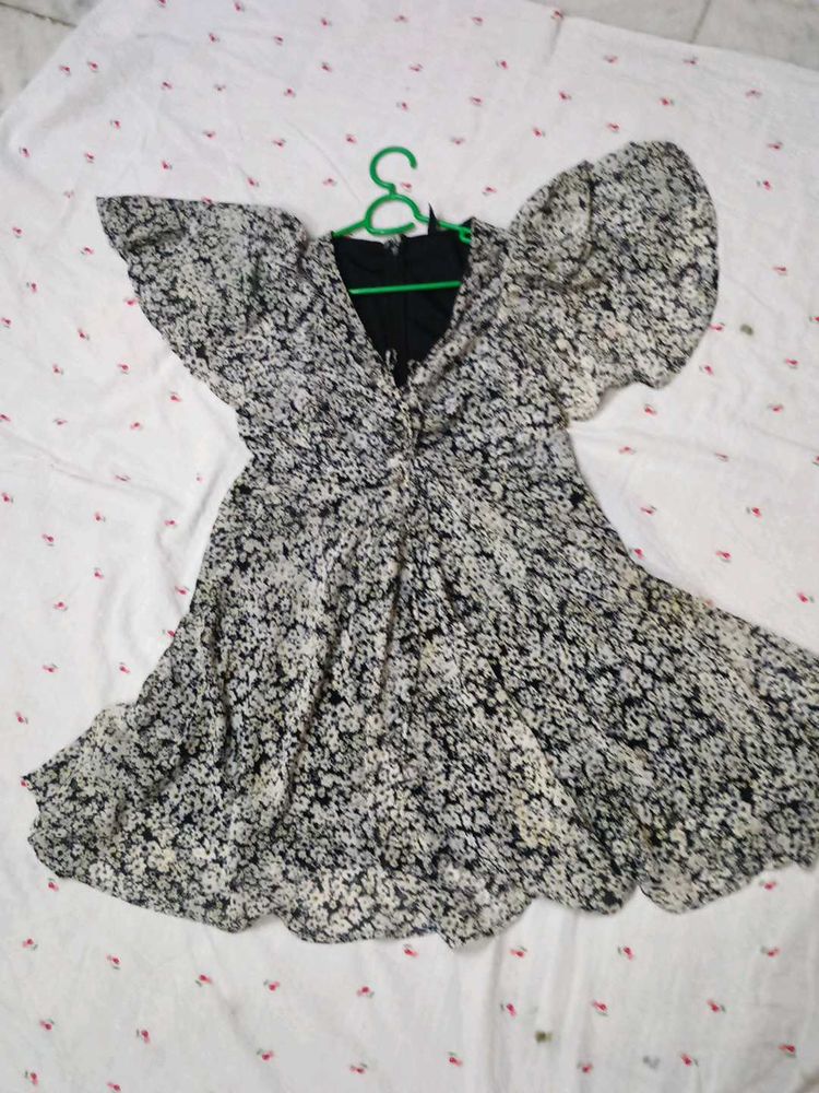 RIO Floral Mini Butterfly 🦋 Dress