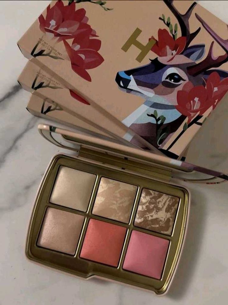 Hourglass Eyeshadow Palette: Deer