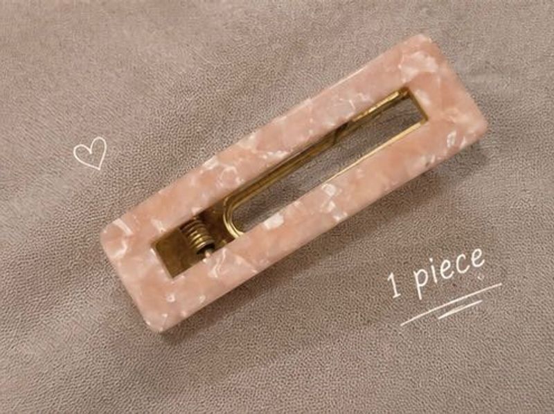 ✨ Peach Marble Statement Hair Clip✨