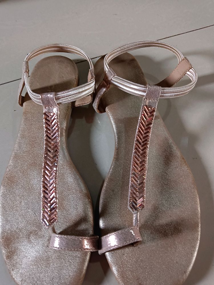 Mochi Brand Flats
