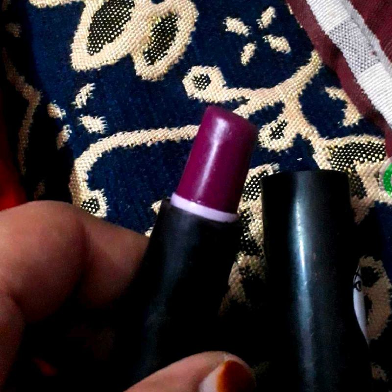 Purple 💜 Lipstick