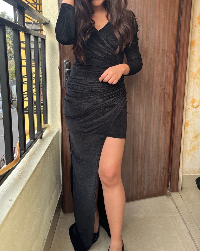 Sparkly Black Long Sleeve Dress