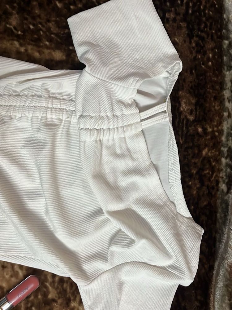 chic white ruched drawstring crop top