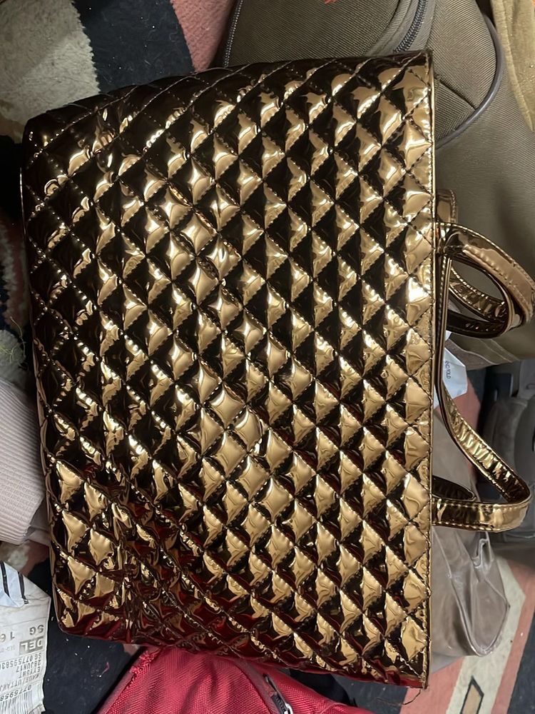 Handbag
