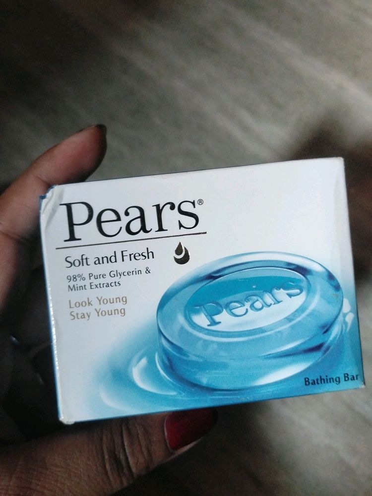 New Packed Pears Glycerine Soap With Mint Extract.