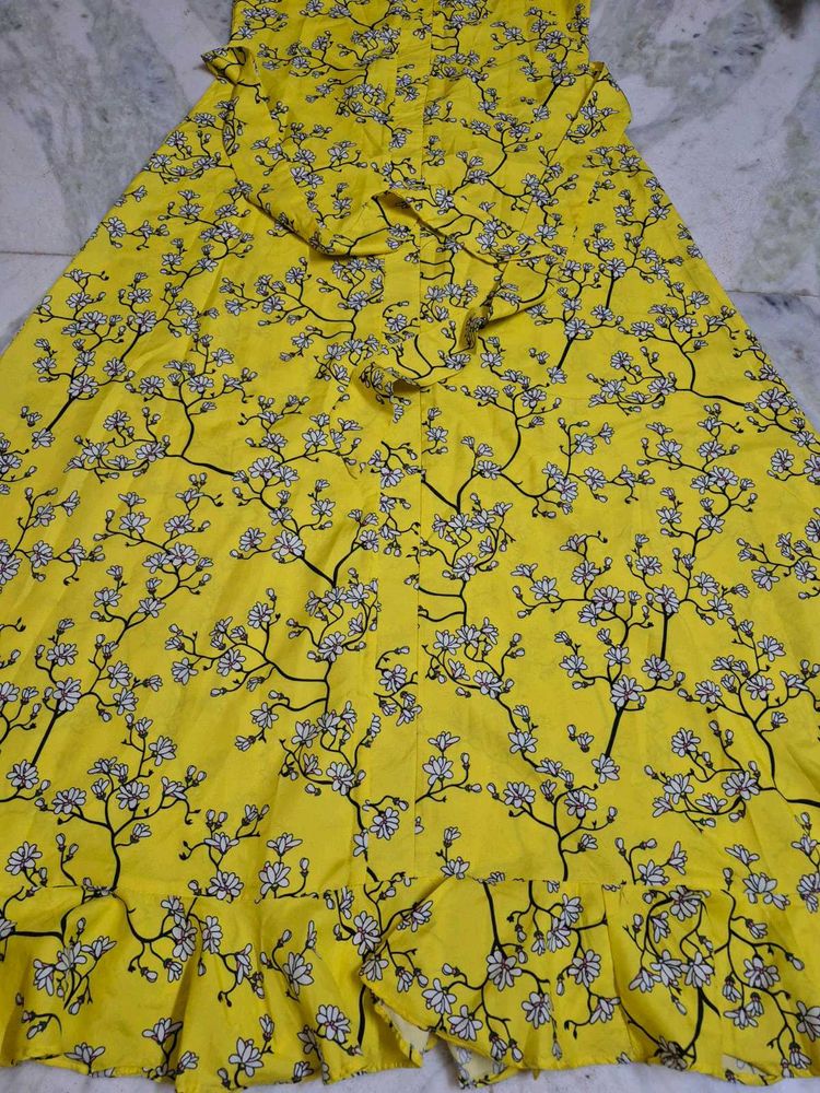 Yellow Floral Print  gown