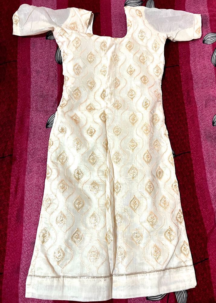 Elegant Cream &amp; Gold Embroidered Kurta Set