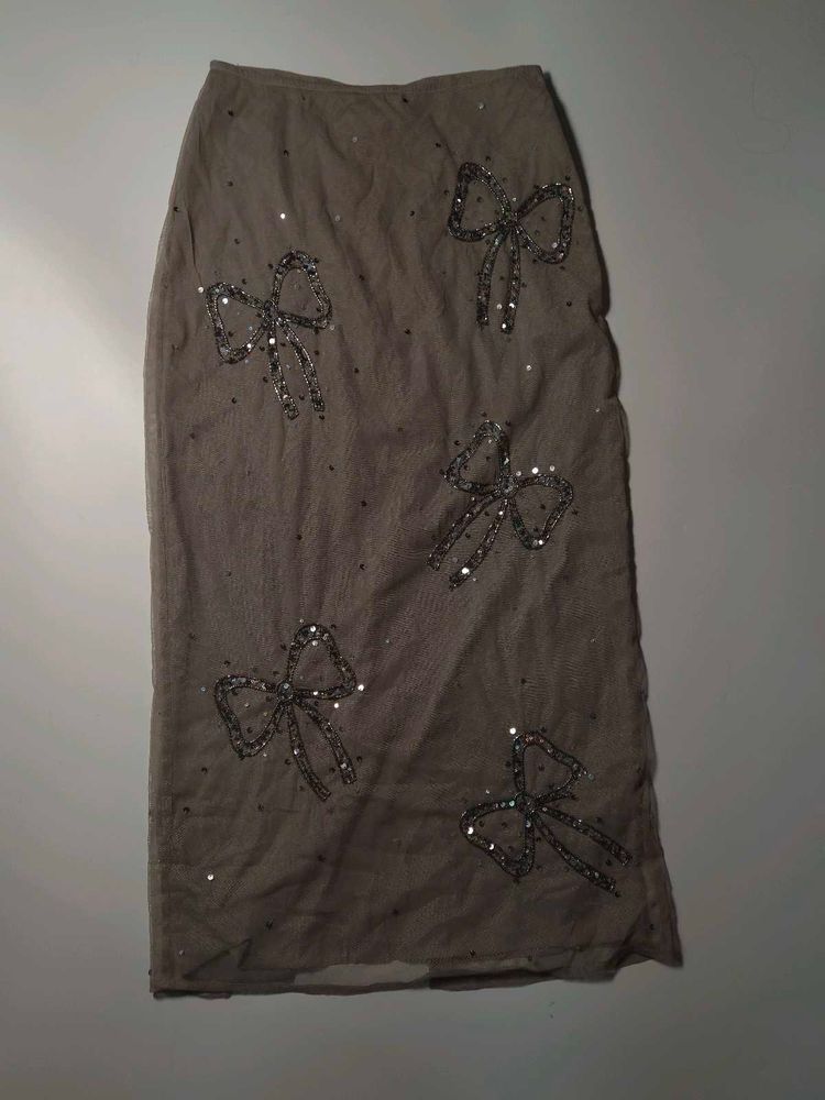 Grey Beaded Bow Skirt