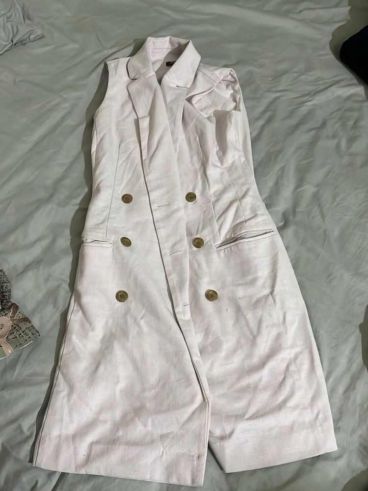 Chic Sleeveless Double-Breasted Blazer dress