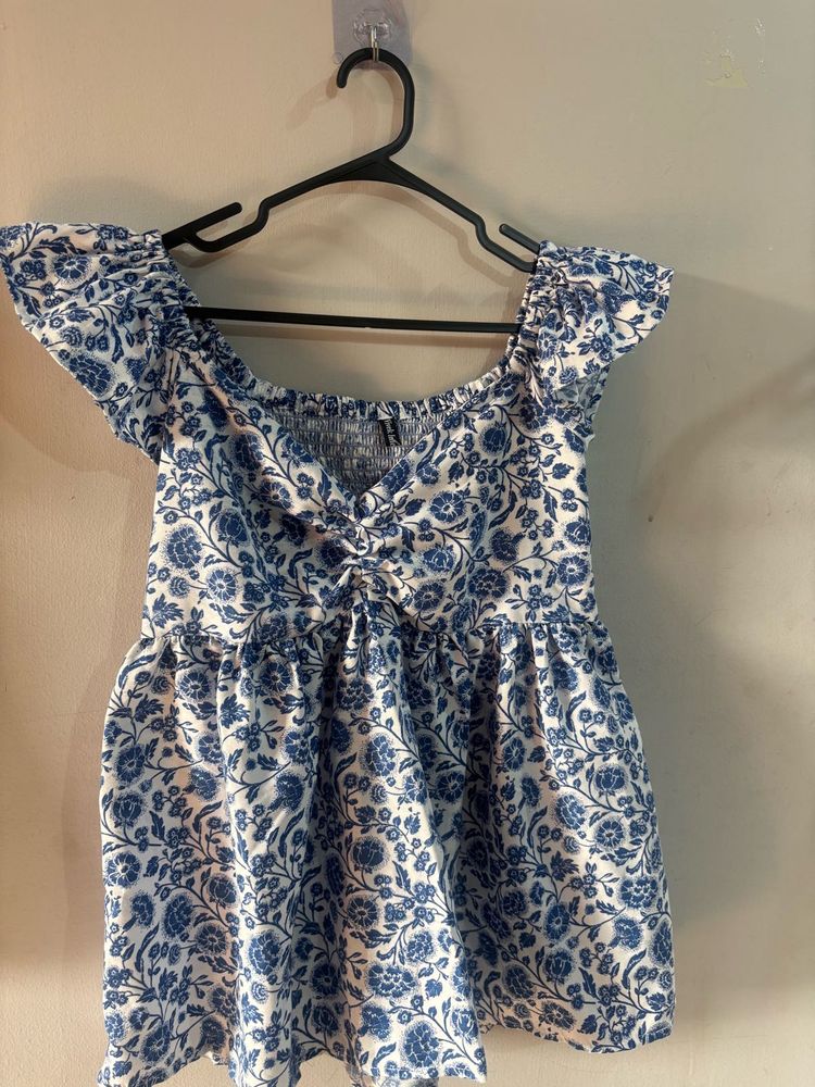 Floral Print Off-Shoulder Top