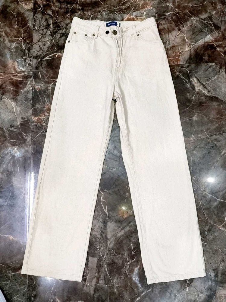 Beige Jeans