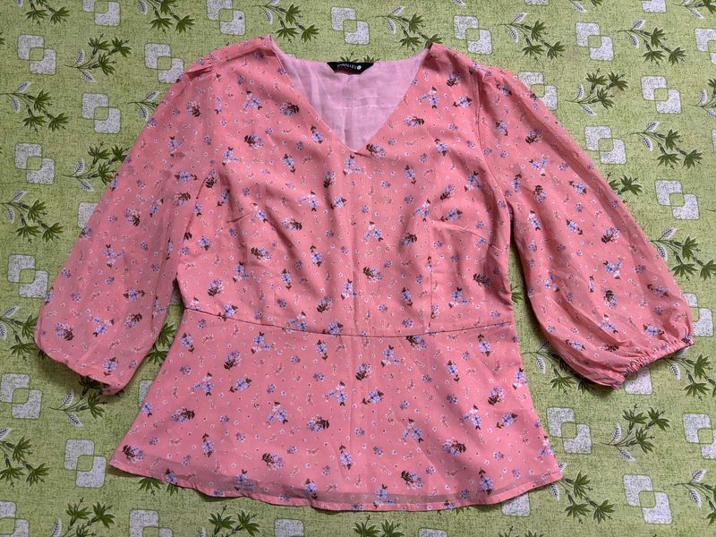 Chic Pink Floral Puff Sleeve Top
