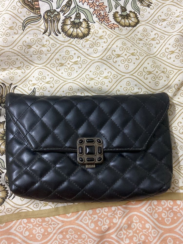 Cushion Style Clutch