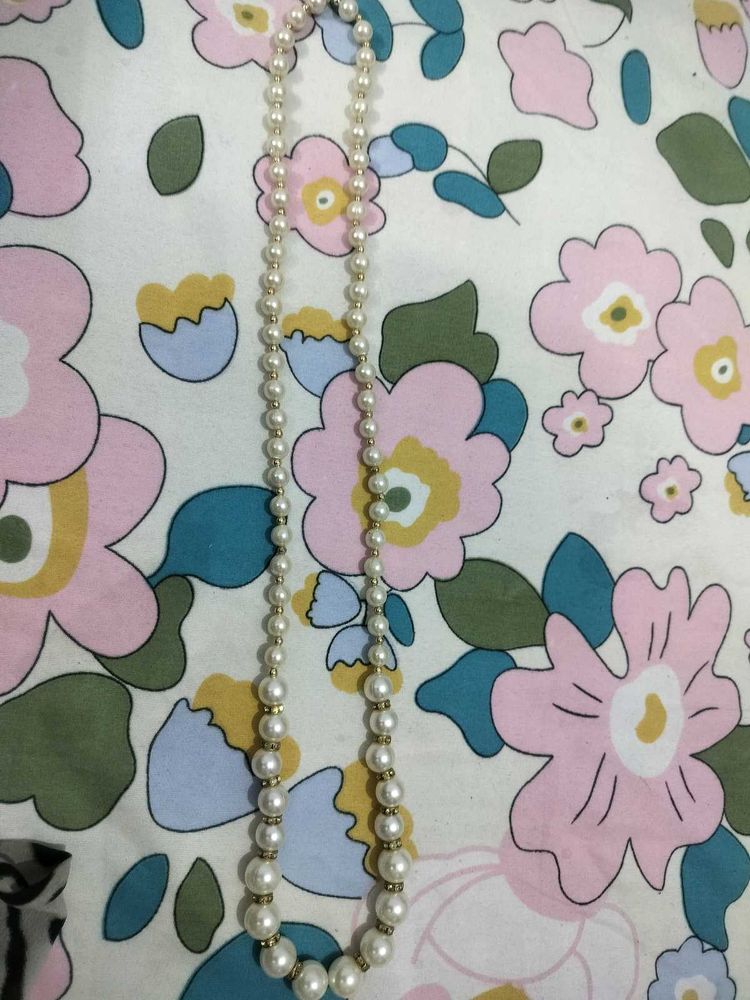 white pearl maala pack of 2