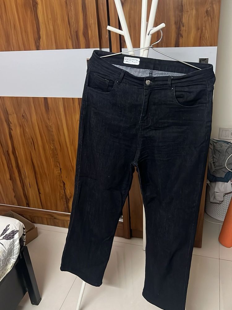 Dark Wash Straight Leg Jeans