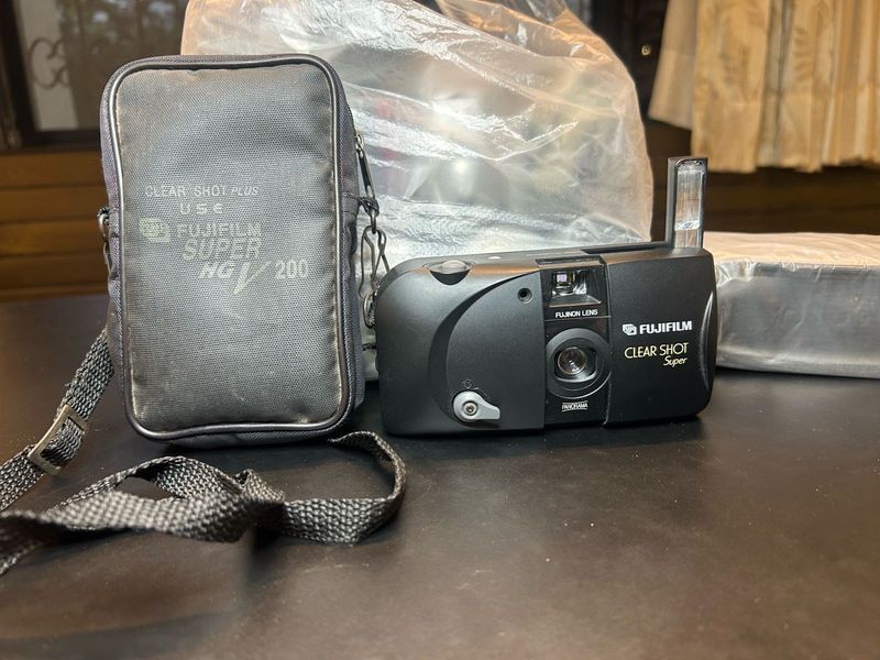 Vintage Fujifilm Clear Shot antique camera