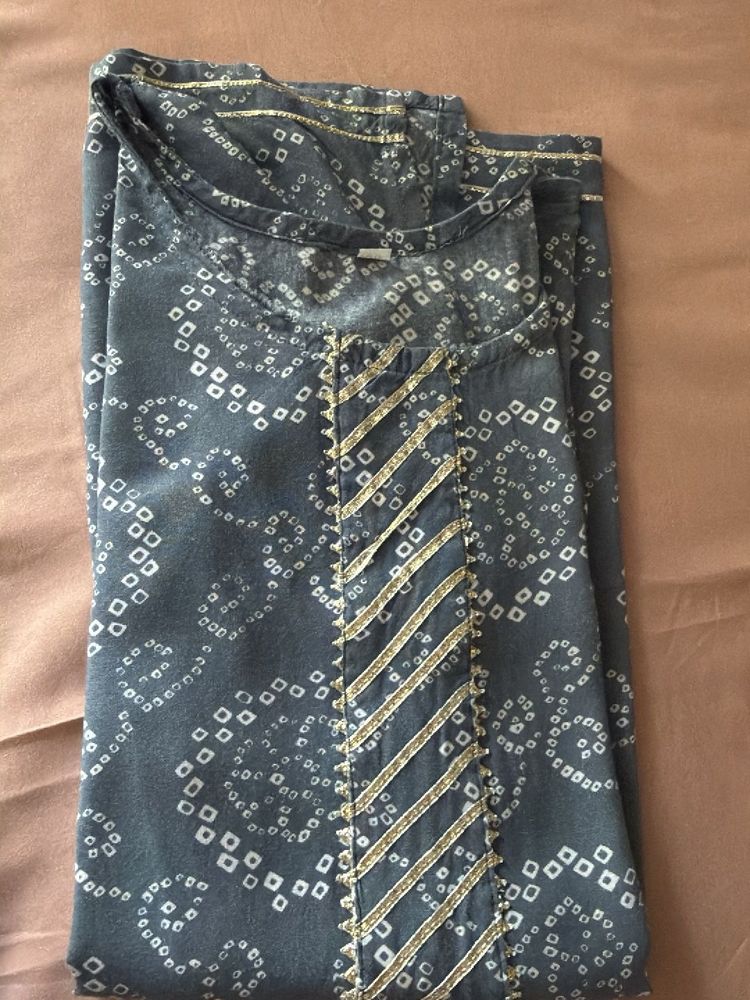 Stylish Grey Bandhani Print Kurta
