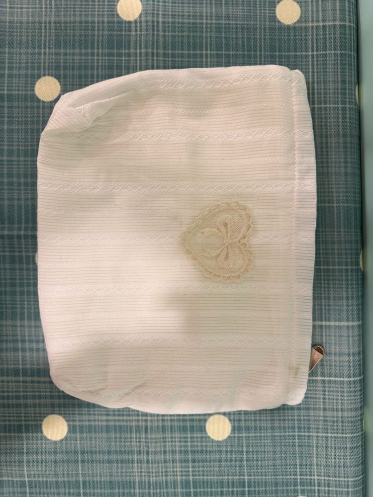 White Lace Heart Makeup Bag