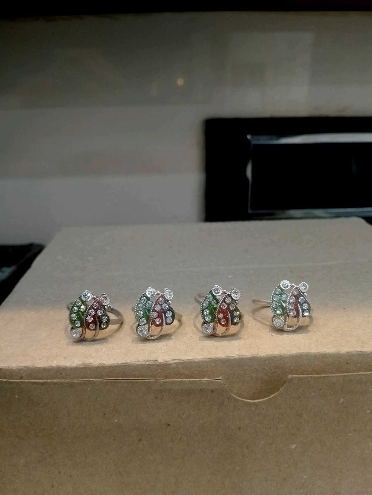Set of 4 Colorful ToeRings