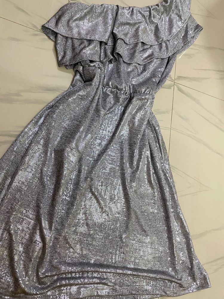 Sparkly Off-the-Shoulder Maxi Dress
