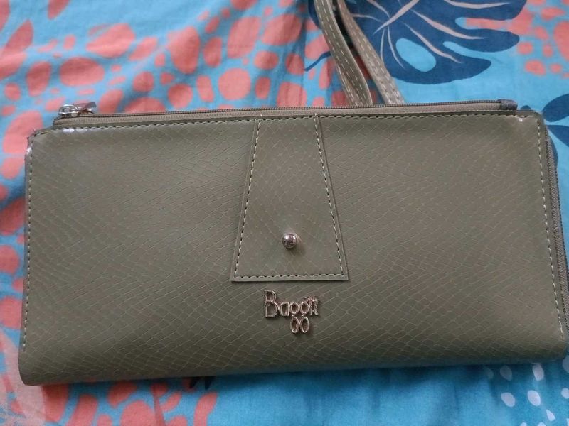 Baggi Olive Green Wallet
