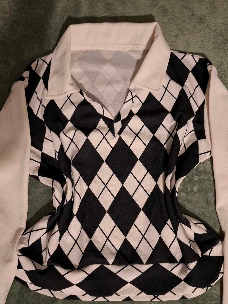 Argyle Print Collared Top