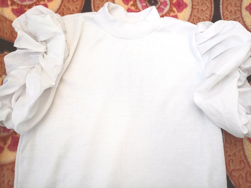 White Half Puffed Sleeves Top