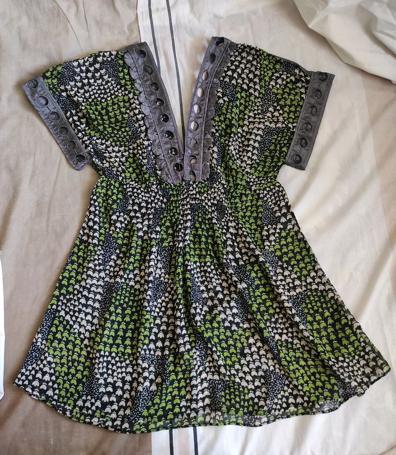 Unused summer top