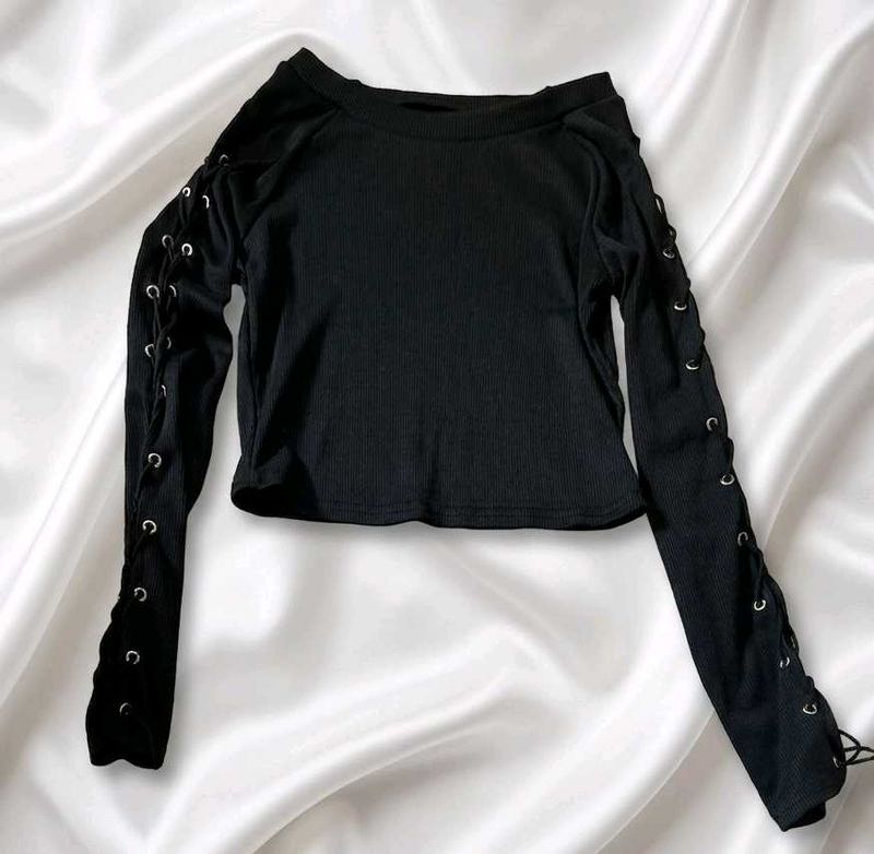 Black Lace-Up Sleeve Crop Top