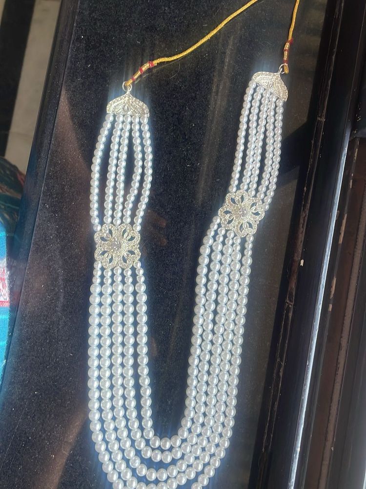 Long Mala With Broach