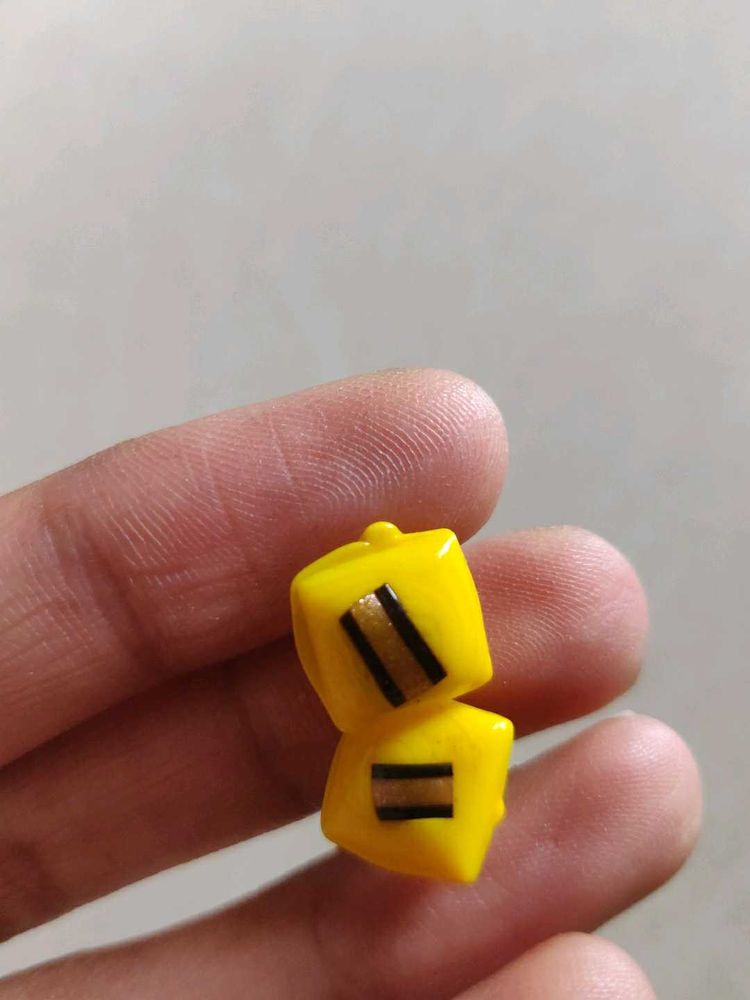 Unique Yellow &amp; Black Geometric Earrings