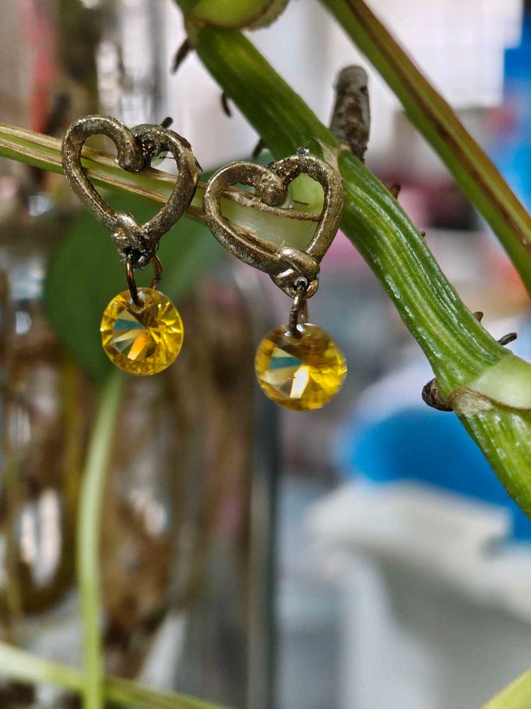 Heart Earrings with yellow crystal