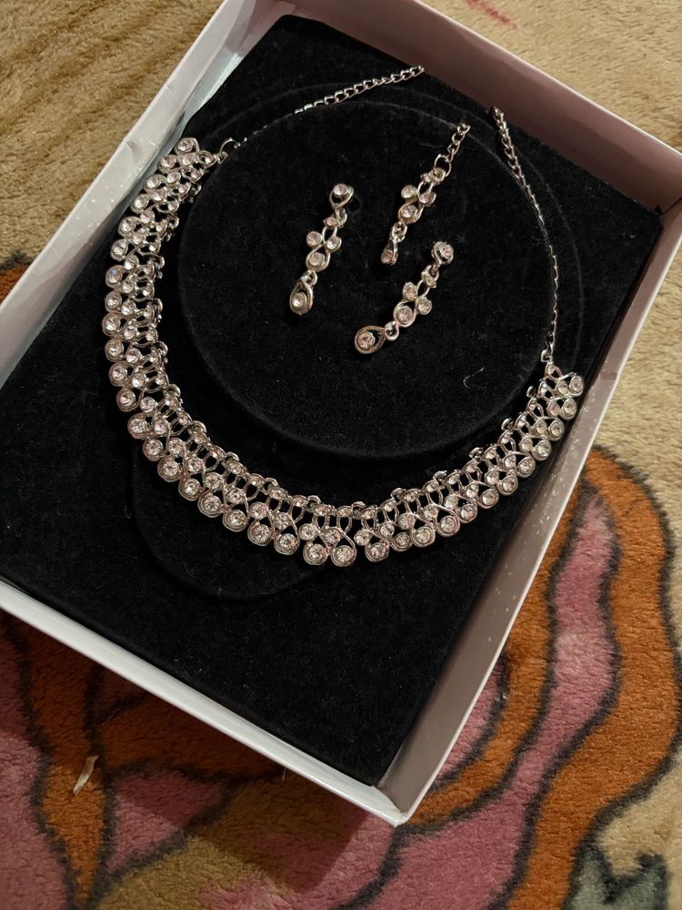 Sparkling Rhinestone Necklace &amp; Earring