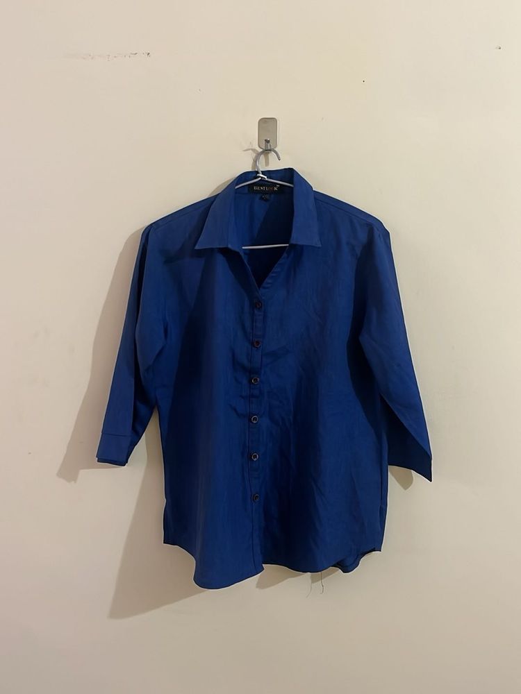 Royal Blue Button-Up 3/4 Sleeve Shirt