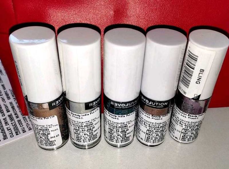 Revolution Eye Shadow Set