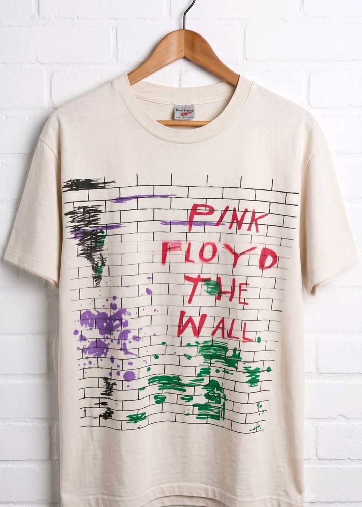 💯 OG Pink Floyd Off The Wall Graphic tshirt