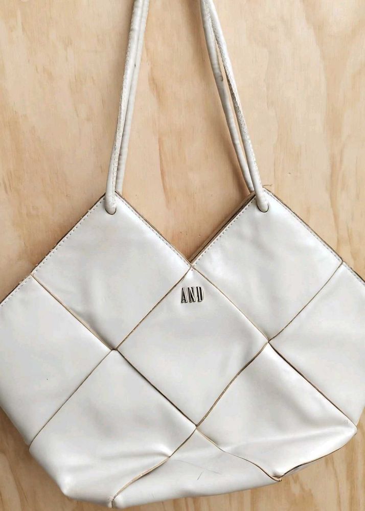 Chic White Quilted Hobo Bag