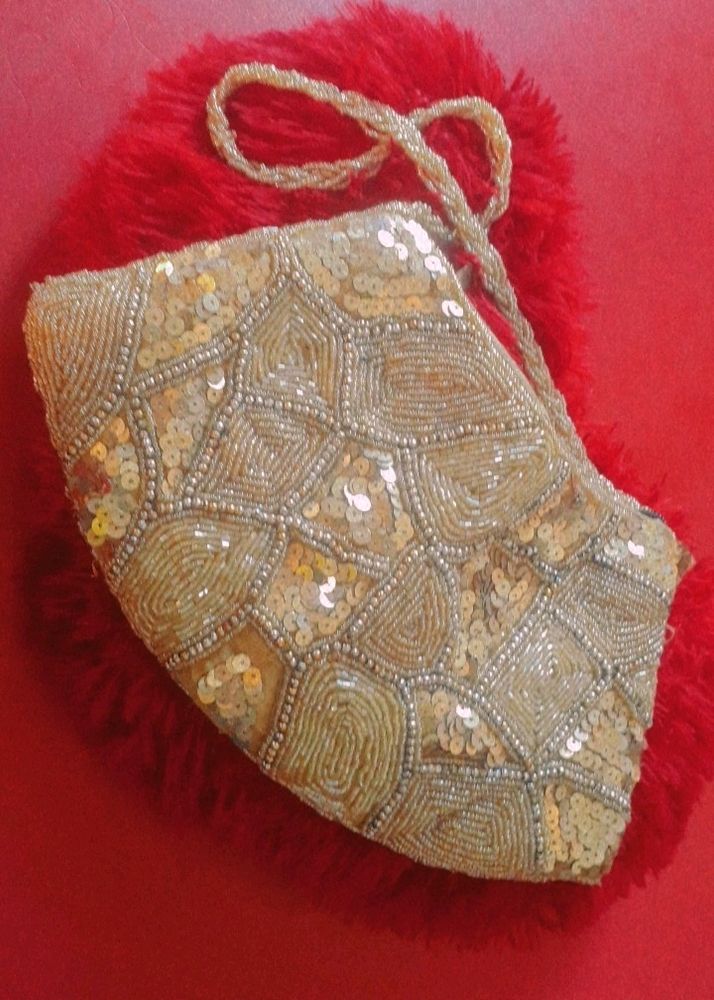 Golden Handbag 👜 For Party..