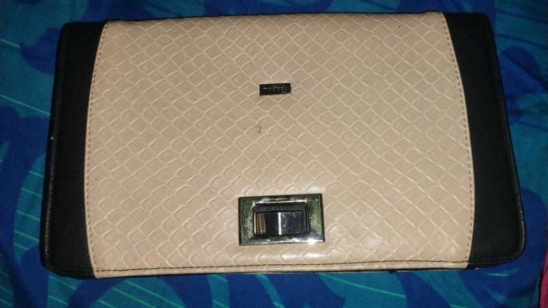 Stylish Beige &amp; Black Clutch Bag