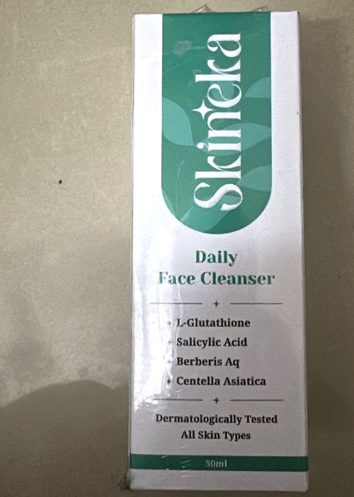 Skineka Daily Face Cleanser