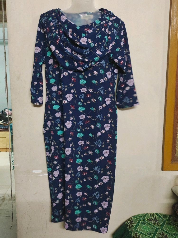 Brand New Streachable Floral Dress