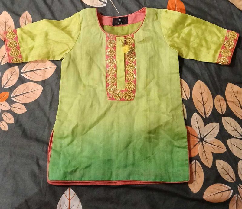 Girls Beautiful Ombre Kurta