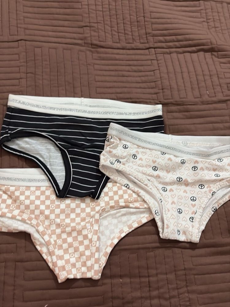 Pack of 3 girl  kid’s Briefs