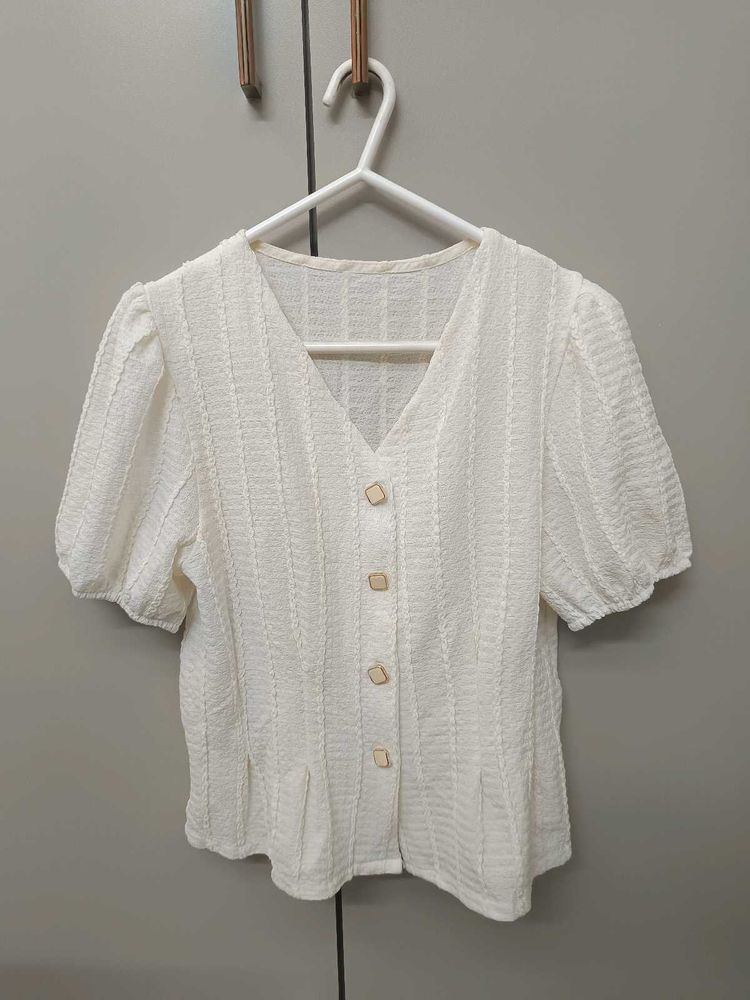 Chic White Textured Puff Sleeve Top